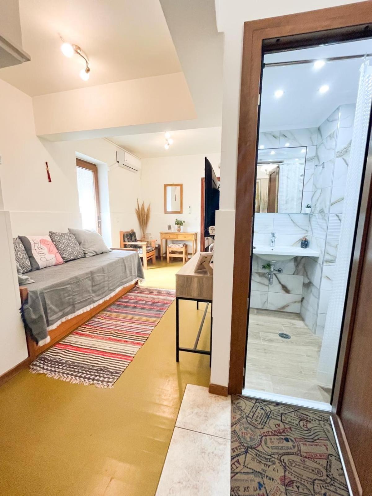 Miltiadis Apartments Кокарі Екстер'єр фото